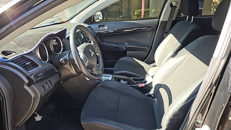 2016 Mitsubishi Lancer ES