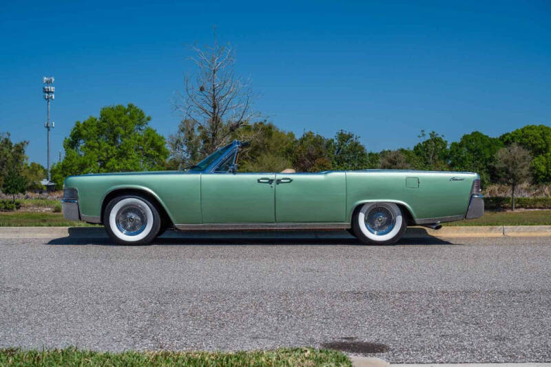 1965 Lincoln Continental