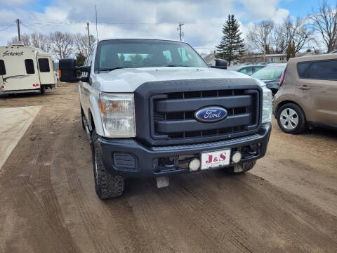 2015 Ford F-250 Super Duty for sale at J & S Auto Sales in Thompson ND