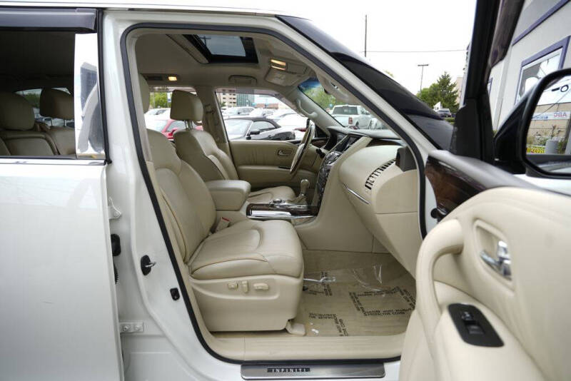 2012 Infiniti QX56