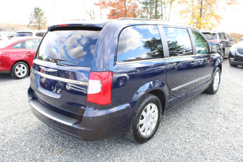 2016 Chrysler Town and Country Touring