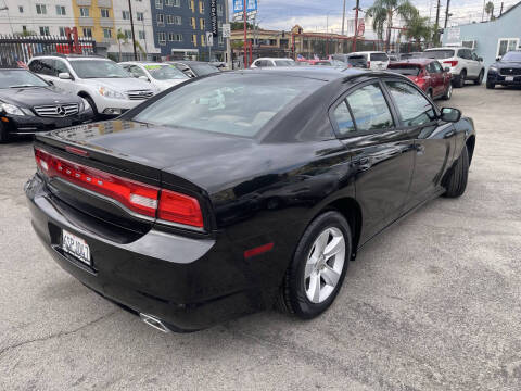 2011 Dodge Charger SE