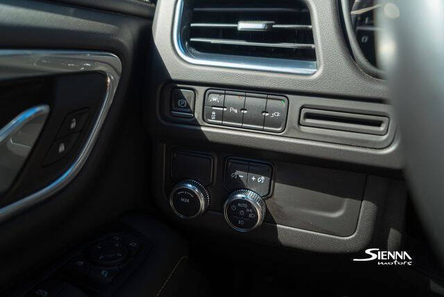 2021 GMC Yukon XL SLT