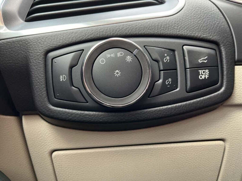 2021 Ford Edge Titanium