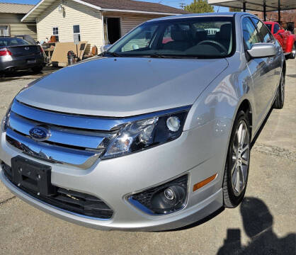 2010 Ford Fusion for sale at Adan Auto Credit in Effingham IL