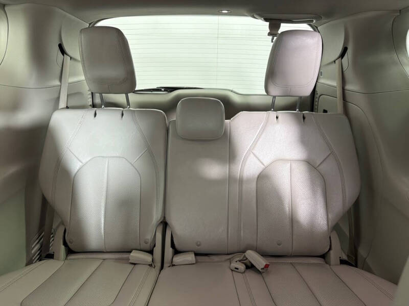 2021 Chrysler Pacifica Touring L