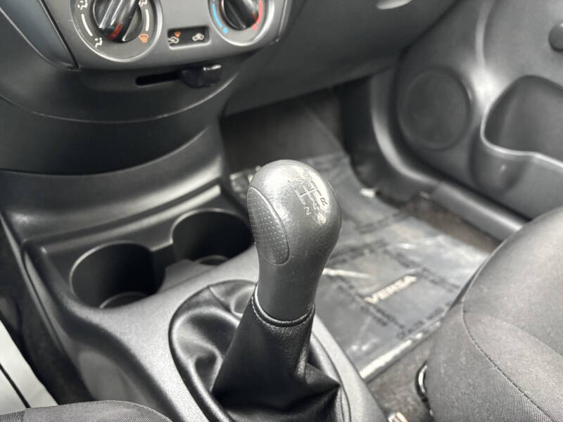 2015 Nissan Versa 1.6 S