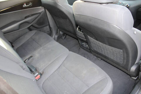 2017 Kia Sorento LX
