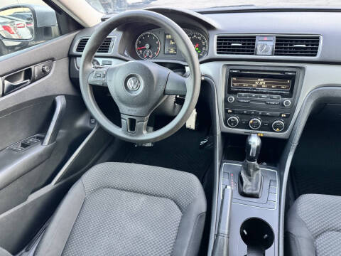 2012 Volkswagen Passat S