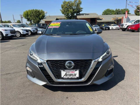 2021 Nissan Altima for sale at Carros Usados Fresno in Clovis CA