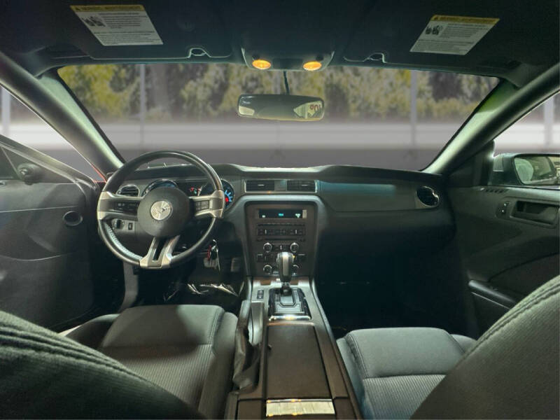 2013 Ford Mustang V6