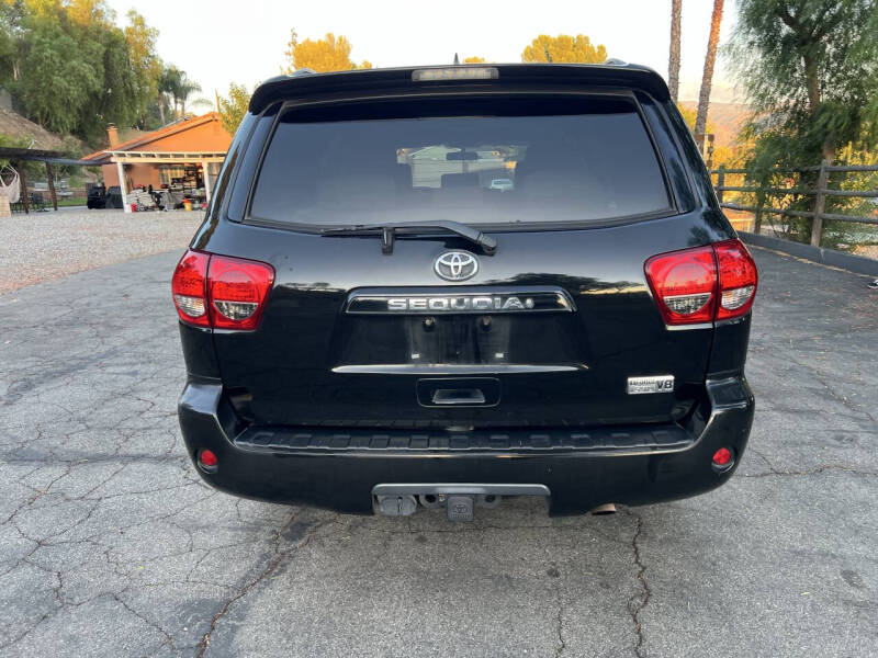 2017 Toyota Sequoia SR5