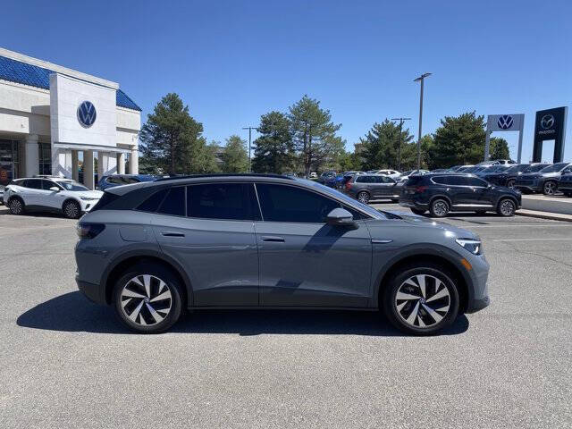 2023 Volkswagen ID.4 Pro