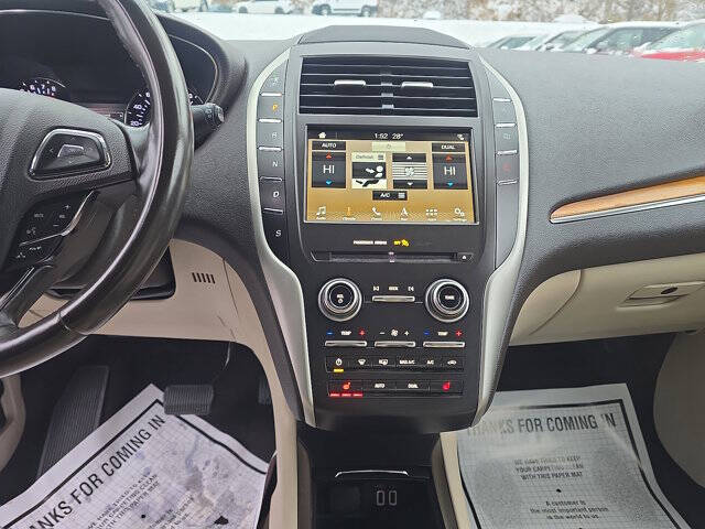 2019 Lincoln MKC Select