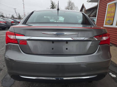 2011 Chrysler 200 Touring