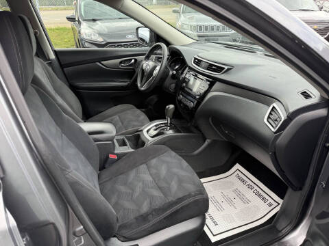 2016 Nissan Rogue SV