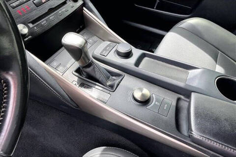 2017 Lexus IS 300