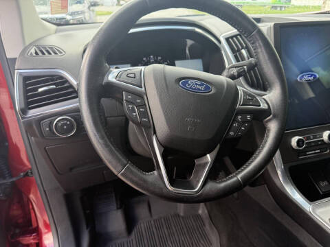 2021 Ford Edge Titanium