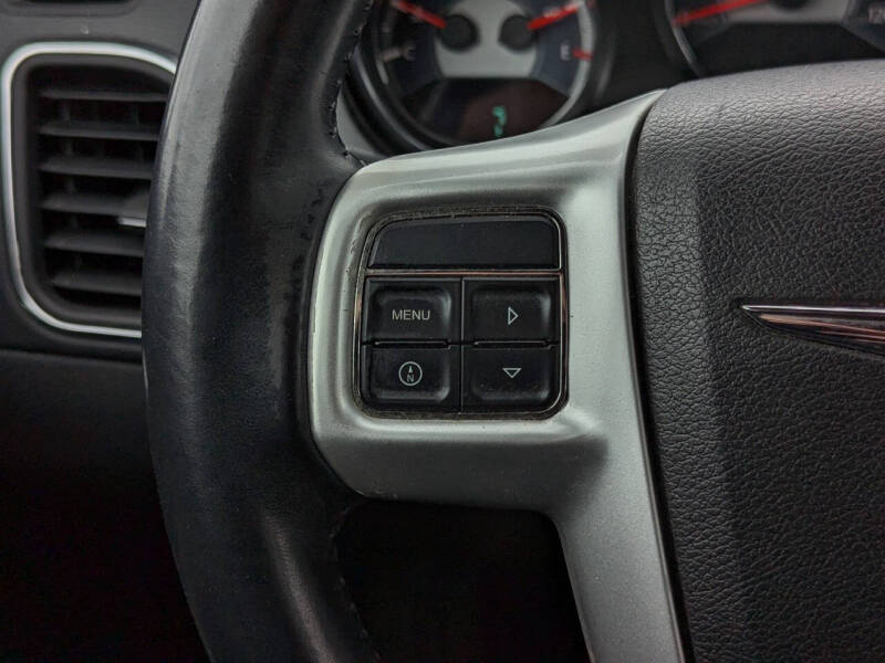 2013 Chrysler 200 Limited