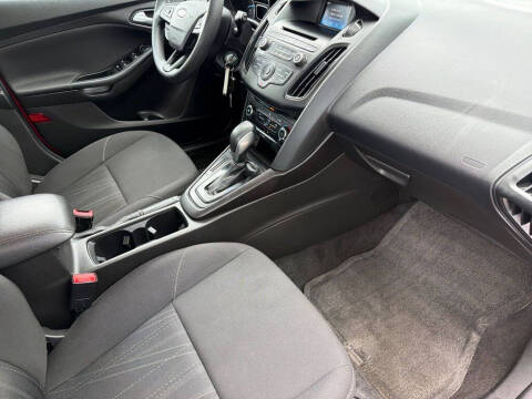 2017 Ford Focus SE