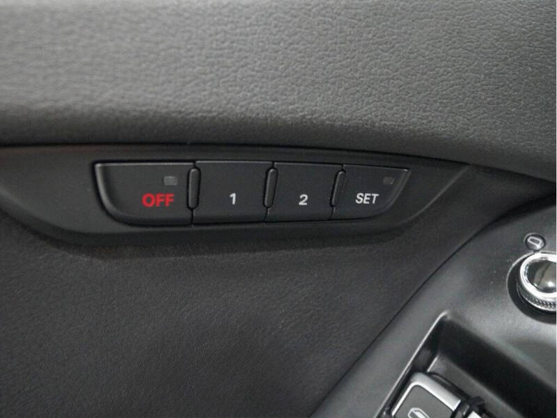 2013 Audi A4 2.0T quattro Premium Plus