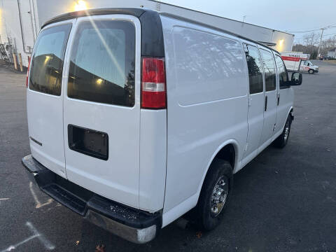 2018 Chevrolet Express 2500