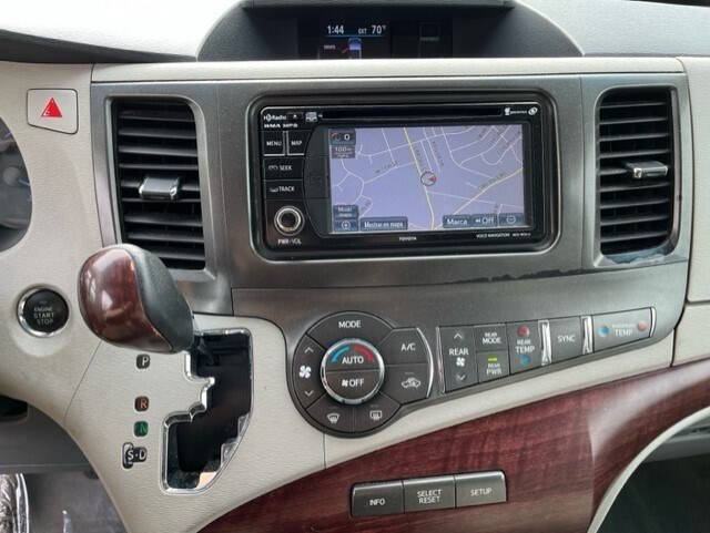 2013 Toyota Sienna