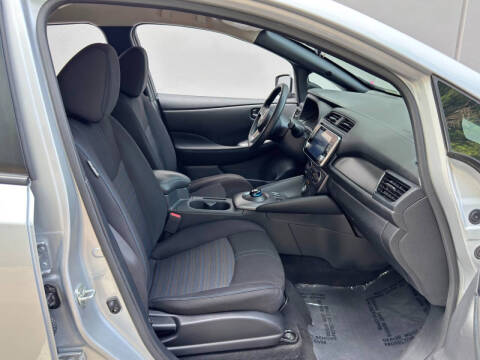 2023 Nissan LEAF S