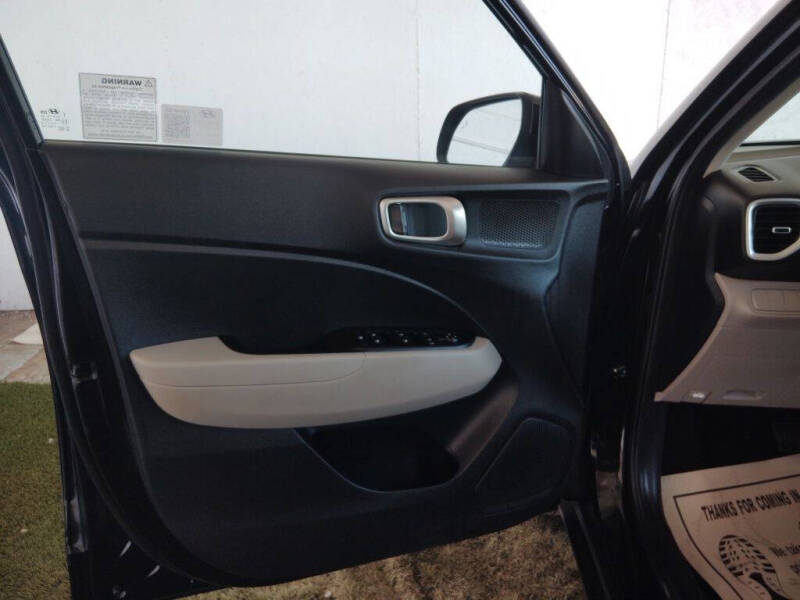 2025 Hyundai Venue SEL