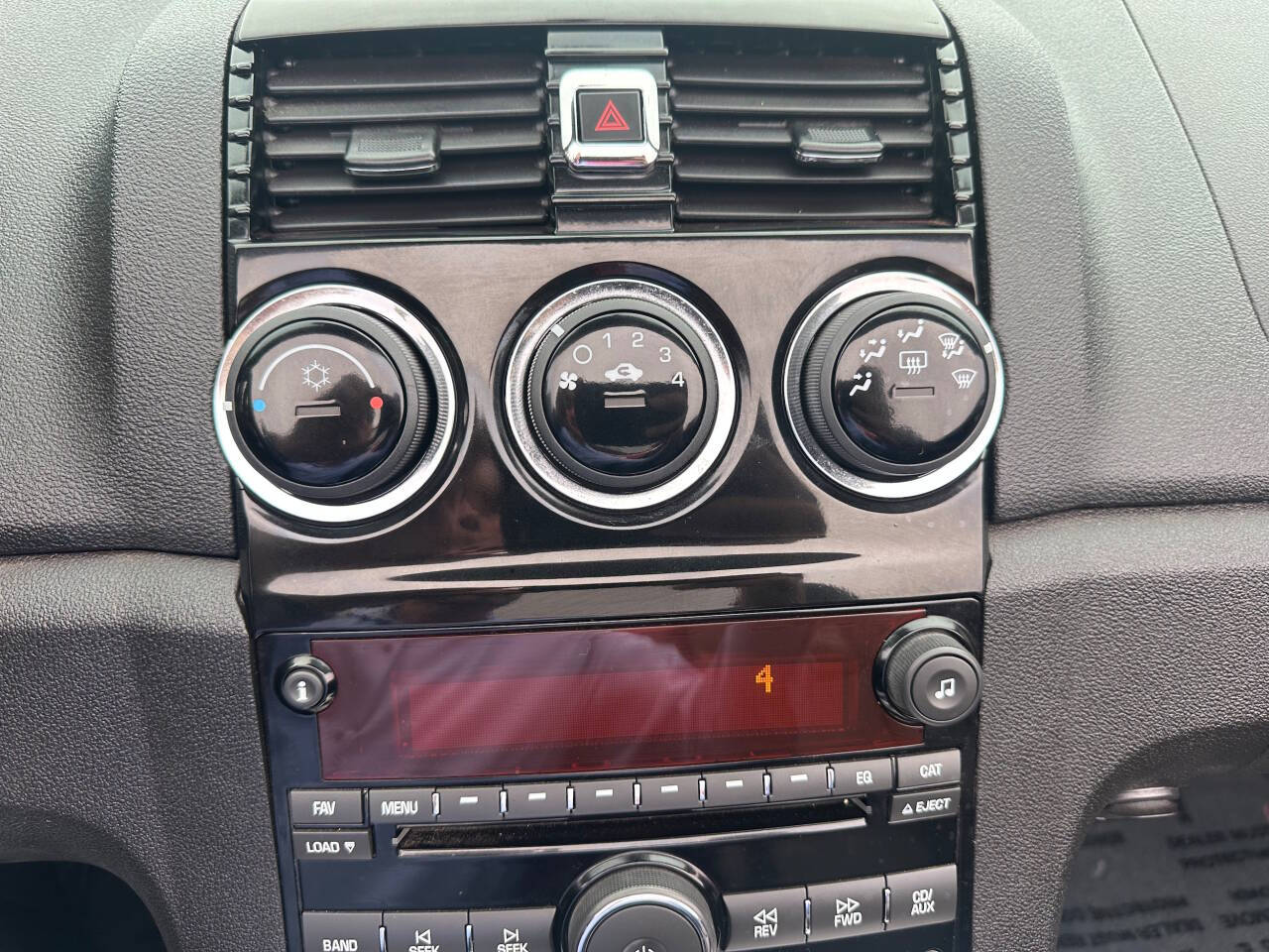 2008 Saturn SKY 43