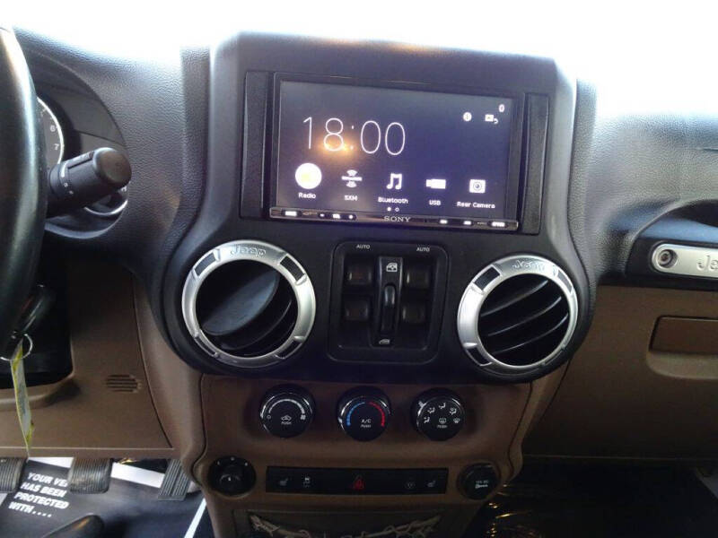 2013 Jeep Wrangler Unlimited Sahara