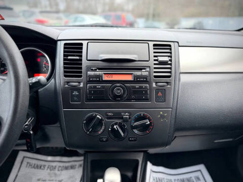 2012 Nissan Versa 1.8 S