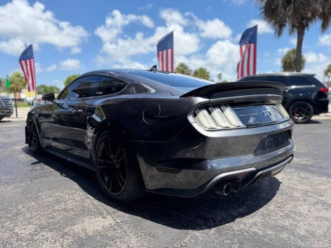 2020 Ford Mustang