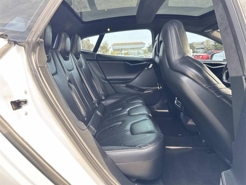 2016 Tesla Model S 75D