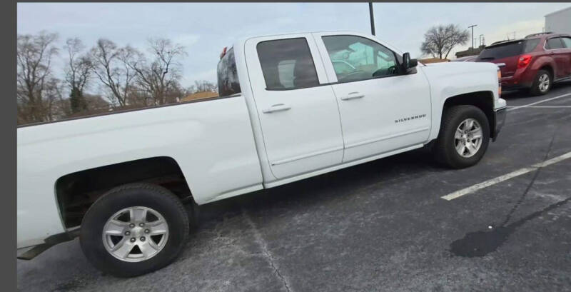 2015 Chevrolet Silverado 1500 LT photo 4