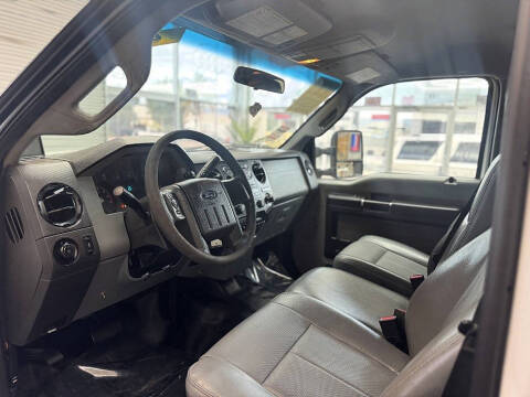 2013 Ford F-350 Super Duty XL