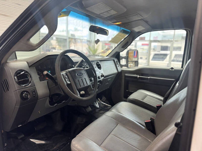 2013 Ford F-350 Super Duty XL