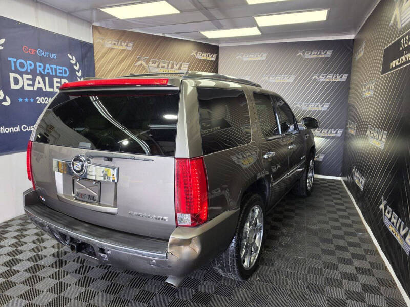 2012 Cadillac Escalade Luxury