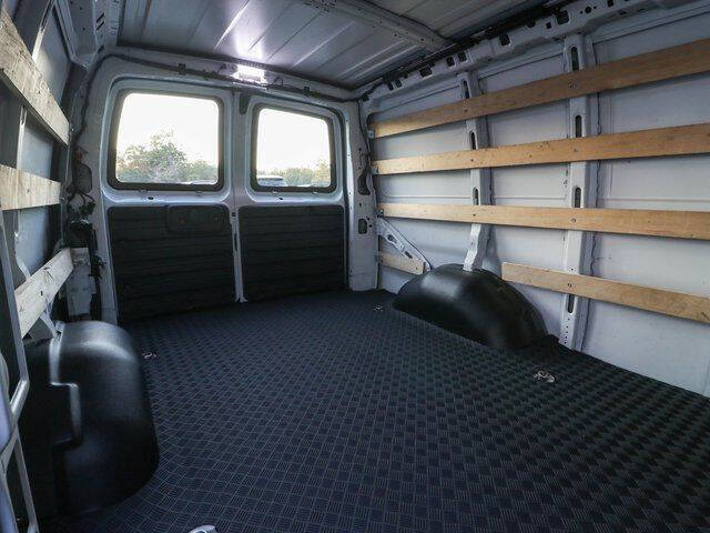 2024 GMC Savana 2500
