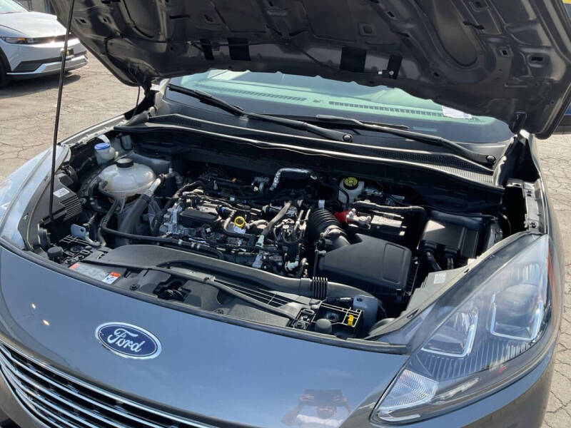 2022 Ford Escape SE