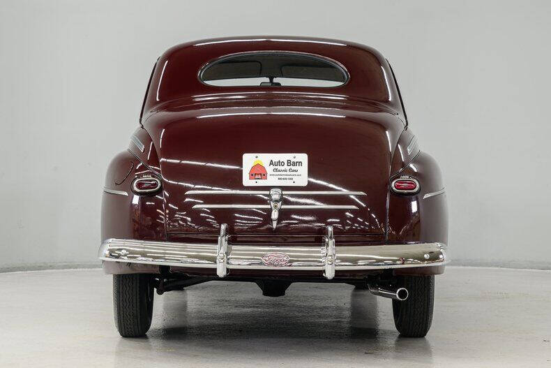 1946 Ford Super Deluxe