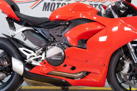 2023 Ducati Panigale V2