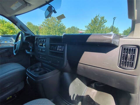 2024 Chevrolet Express 2500