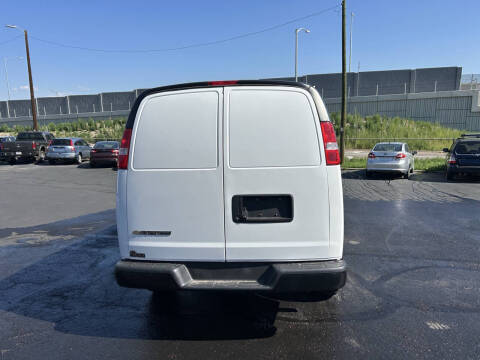 2020 Chevrolet Express 2500