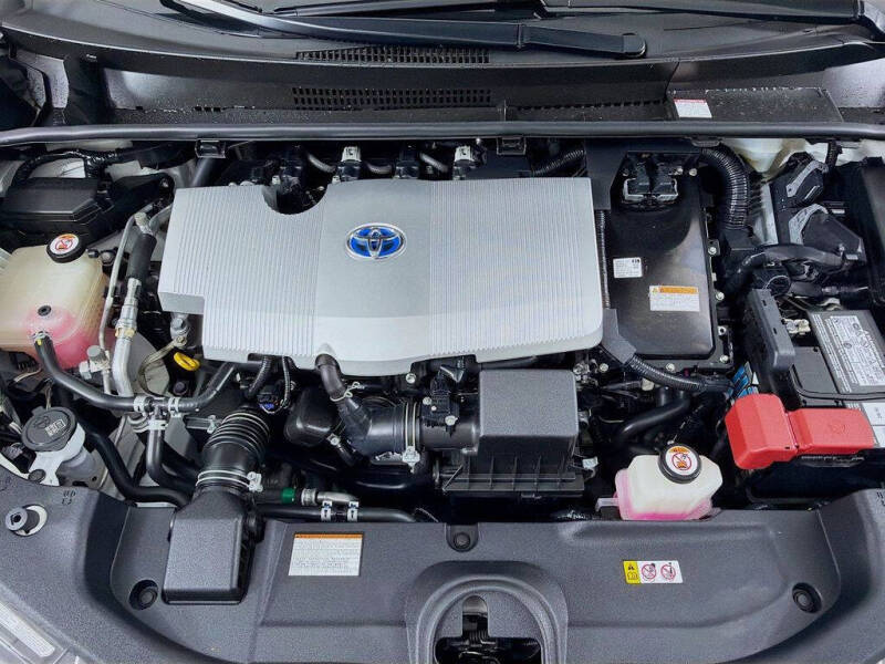 2020 Toyota Prius LE