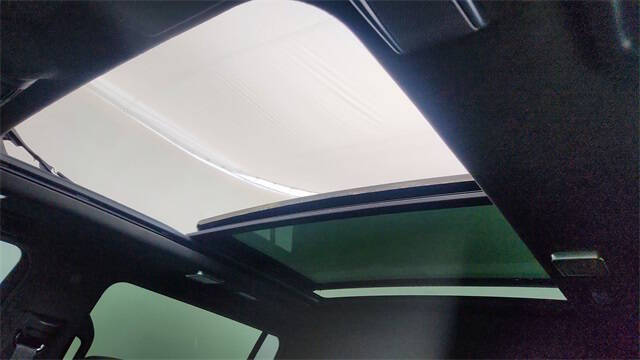 2023 Cadillac Escalade ESV Sport Platinum