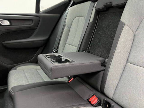 2024 Volvo XC40