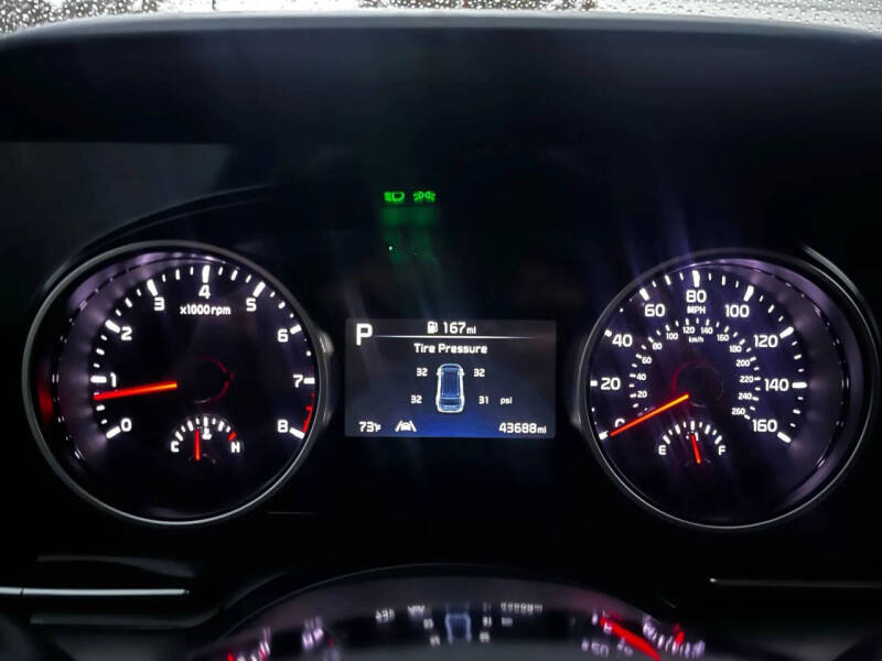 2022 Kia Carnival EX