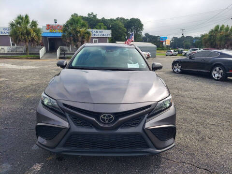 2022 Toyota Camry SE