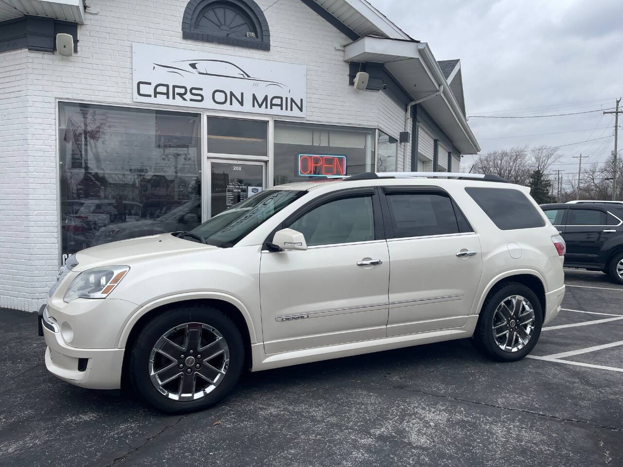 2012 GMC Acadia for sale at Cars On Main in Findlay, OH